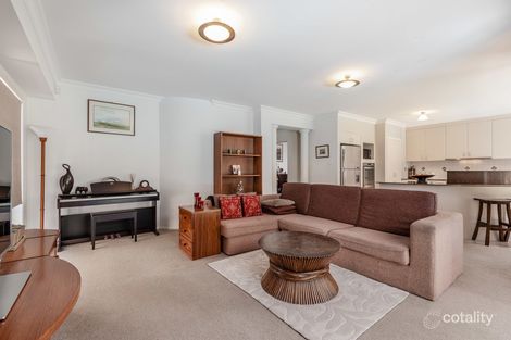 Property photo of 6 Woolybutt Crescent Erina NSW 2250