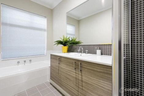 Property photo of 3 Dimitrios Court Hocking WA 6065