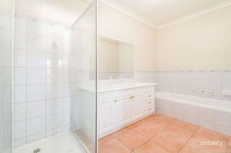 Property photo of 13 Narallah Grove Box Hill North VIC 3129