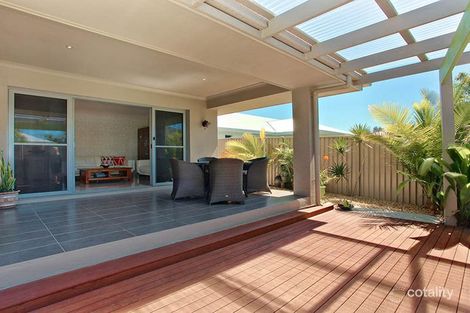 Property photo of 28 Iridium Drive Hope Island QLD 4212