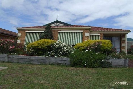 10 Douglas Ct, Cranbourne West, VIC 3977