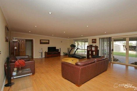 Property photo of 13 Thomas Lane Broken Hill NSW 2880