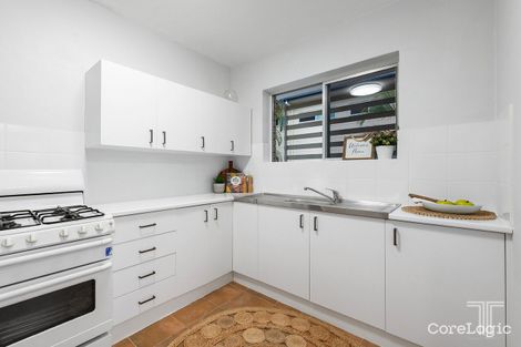 Property photo of 1/33 Thomas Street Greenslopes QLD 4120