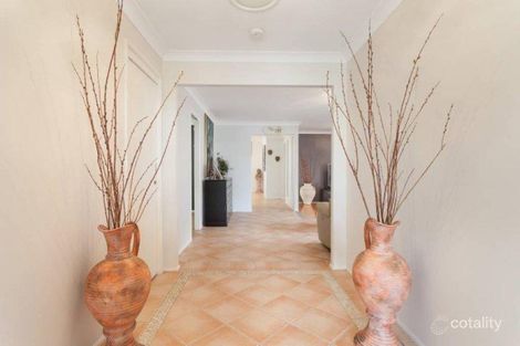 Property photo of 5 Mariner Close Summerland Point NSW 2259