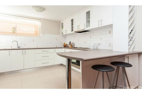 Property photo of 4/12-16 Morley Drive Tuart Hill WA 6060