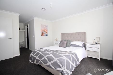 Property photo of 73 Graham Drive Kelso NSW 2795