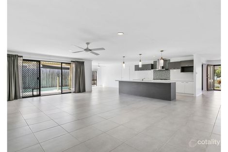 Property photo of 62 Pine River Drive Murrumba Downs QLD 4503