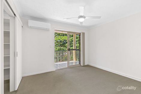 Property photo of 2/5 Vincent Street Indooroopilly QLD 4068