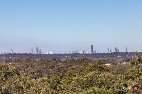 Property photo of 74 Tamworth Drive Helensvale QLD 4212