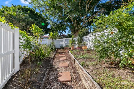 Property photo of 1/100 Mackay Street Coorparoo QLD 4151