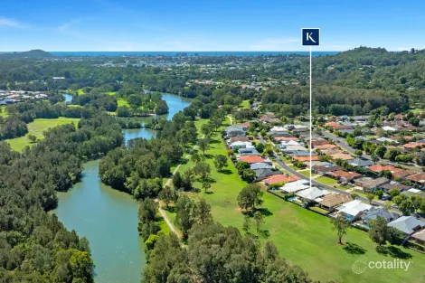 Property photo of 29 Tussock Crescent Elanora QLD 4221