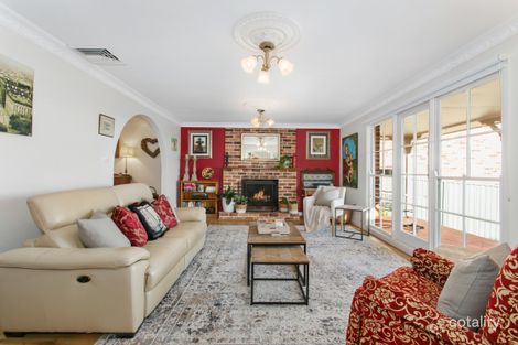 Property photo of 11 Penrhyn Place Castle Hill NSW 2154