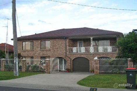 Property photo of 12 Normandie Place Unanderra NSW 2526