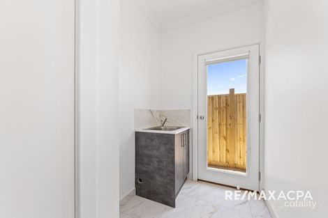 Property photo of 7 Twain Road Mambourin VIC 3024