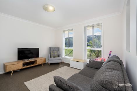 Property photo of 19 Woodbridge Drive Cameron Park NSW 2285