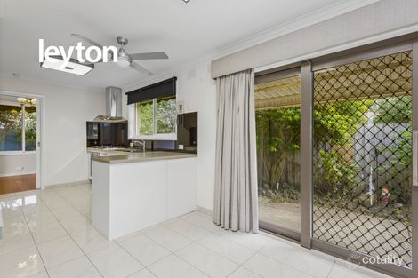 Property photo of 4 Walden Court Springvale South VIC 3172