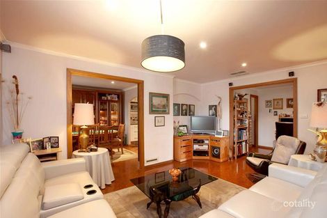 Property photo of 6 Harold Lea Way Hackham SA 5163