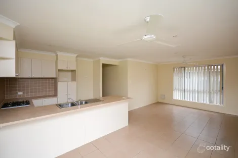 9 Shaun St, Redbank Plains, QLD 4301