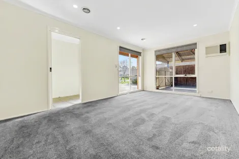 Property photo of 24 Benambra Way Hampton Park VIC 3976