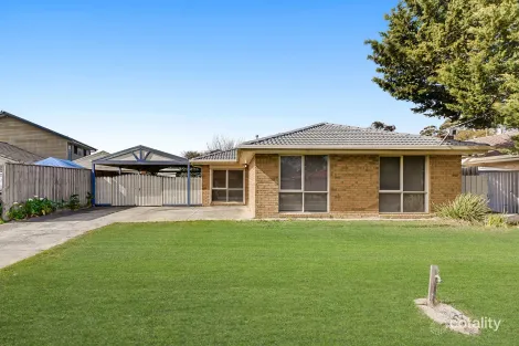 Property photo of 24 Benambra Way Hampton Park VIC 3976