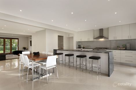 Property photo of 2 Byrd Court Mount Waverley VIC 3149