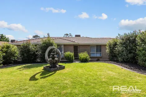 Property photo of 5 Nilpena Court Craigmore SA 5114