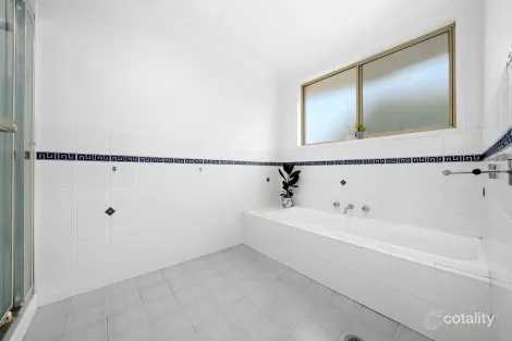 Property photo of 2/18 Refalo Place Quakers Hill NSW 2763