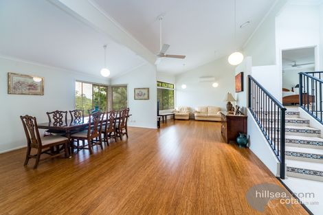 Property photo of 34 Camden Court Helensvale QLD 4212