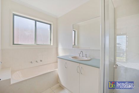 28 Watson Ave, Eaglehawk, VIC 3556