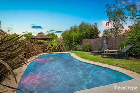 Property photo of 4 Park Boulevard Pakenham VIC 3810