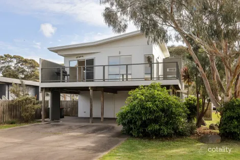 2 CHLOE CL, COWES, VIC 3922