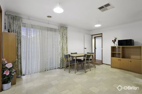 Property photo of 4 William Hovell Drive Endeavour Hills VIC 3802