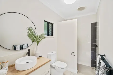 Property photo of 39 Quartzborough Promenade Trinity Park QLD 4879