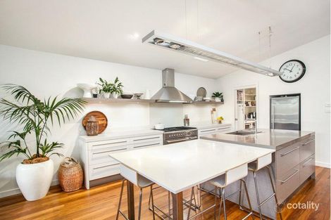 Property photo of 32 Eastern Avenue Mangerton NSW 2500