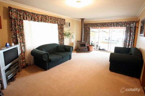 Property photo of 10 Innes Road Gembrook VIC 3783