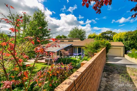 Property photo of 10 Stopford Crescent Fadden ACT 2904