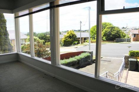 Property photo of 3 Hellyer Avenue Park Grove TAS 7320