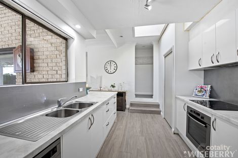 Property photo of 3 Tingle Close Kariong NSW 2250