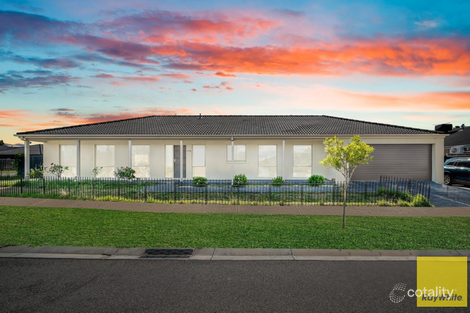 70 Yuruga Bvd, Point Cook, VIC 3030