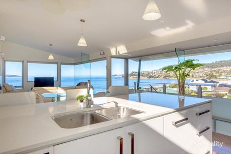 Property photo of 2A Ocean Esplanade Blackmans Bay TAS 7052