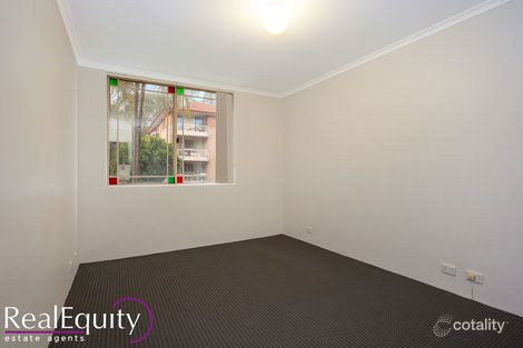 Property photo of 1/6 Mead Drive Chipping Norton NSW 2170