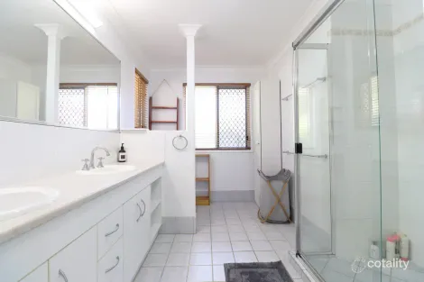 Property photo of 22 Tree View Road Toogoom QLD 4655