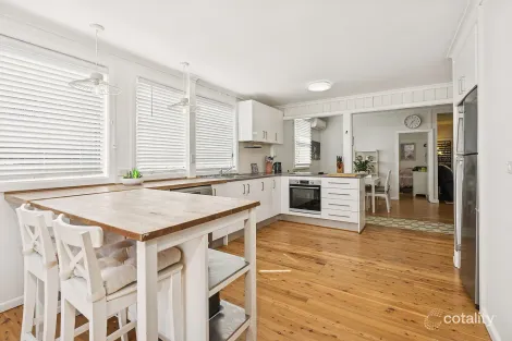 Property photo of 790 Henry Lawson Drive Picnic Point NSW 2213