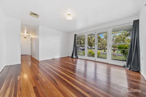 Property photo of 25 Trumpy Street Silkstone QLD 4304