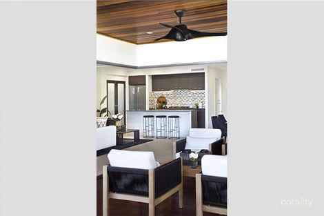 Property photo of 19 Applecross Circuit Spring Mountain QLD 4300