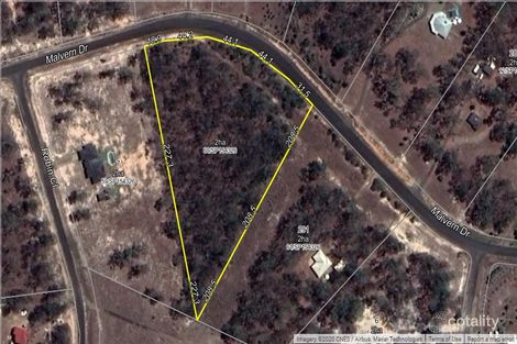 311 Malvern Dr, Moore Park Beach, QLD 4670