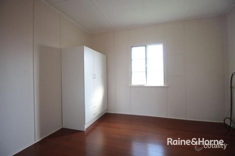 26 Gympie Rd, Tin Can Bay, QLD 4580