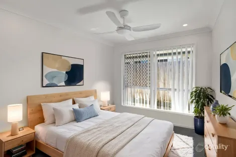 Property photo of 11 Mettle Street Gleneagle QLD 4285