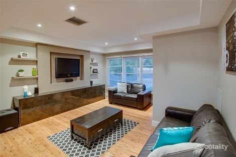 Property photo of 49 Heydon Avenue Turvey Park NSW 2650