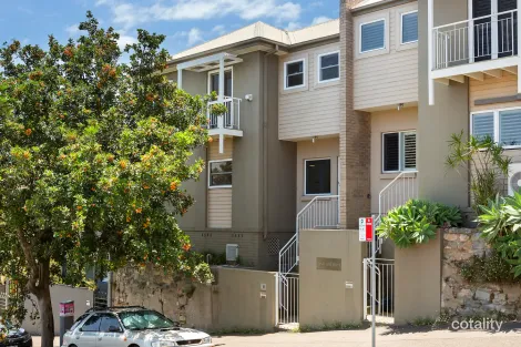 2/118 Tyrrell St, The Hill, NSW 2300